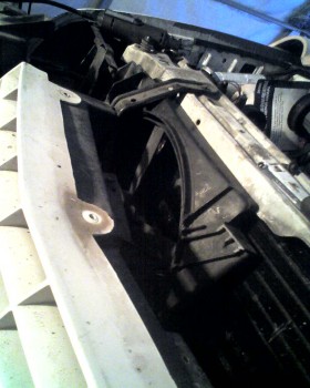 04-27-09_1911.jpg (112.6 KiB) Viewed 4649 times Pusher fan in GTU. Also has a puller on the other side of the radiator